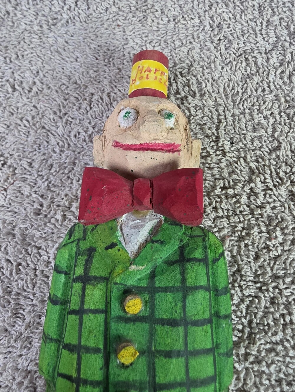 Handcrafted Folk Art Green Wooden Figurine Pair with Red Bow Ties - Picture 10 of 16
